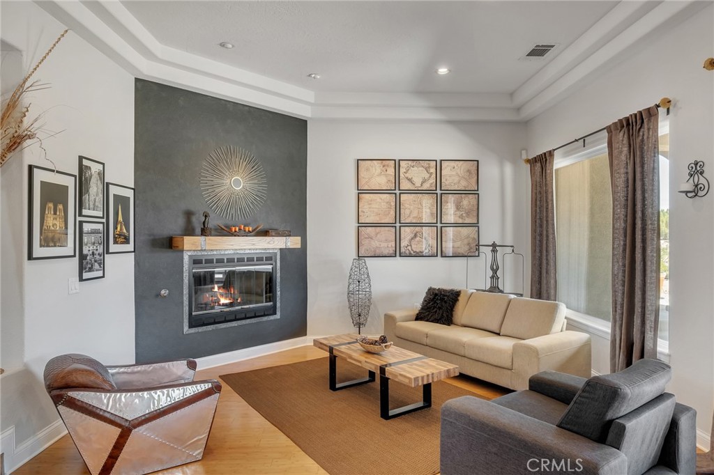 7026 Cataba Road Oak Hills, CA 92344 - Photo 7 of 62