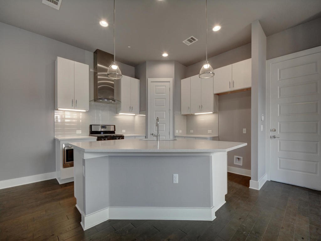 8922 Manchaca Road, Unit 104 Austin, TX 78748 - Photo 1 of 1 Gallery Image 1