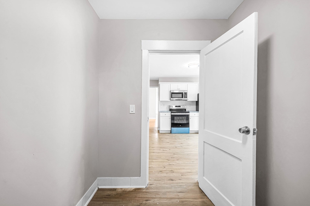 12-14 Carver Street Springfield, MA 01108 - Photo 9 of 42