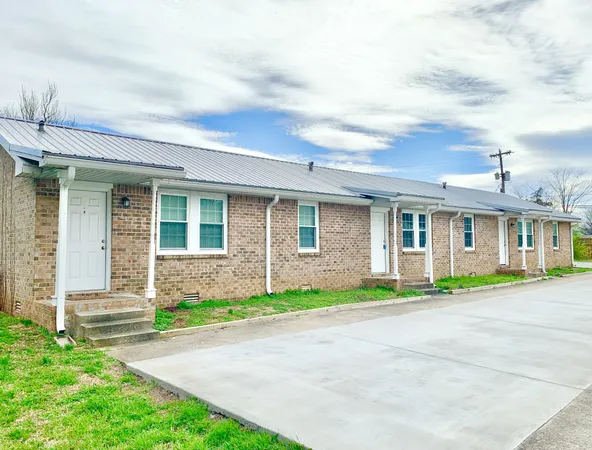 $925 | 211 Lexington Drive, Unit B, Clarksville, TN 37042