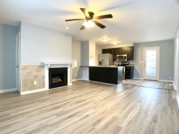 $925 | 211 Lexington Drive, Unit B, Clarksville, TN 37042