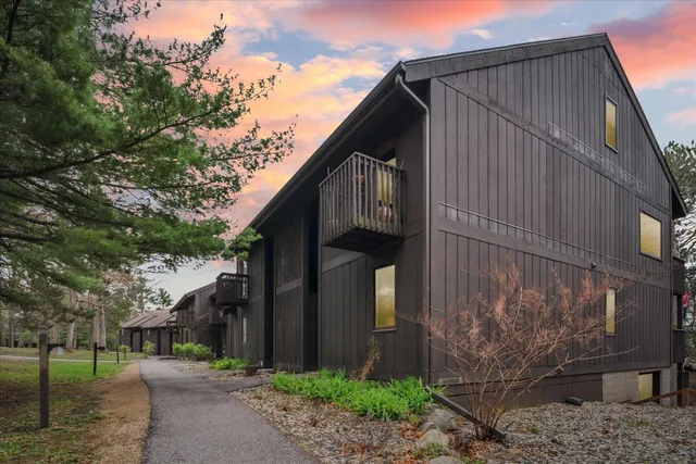 $222,000 | 11 Fir Trail, Wisconsin Dells, WI 53965