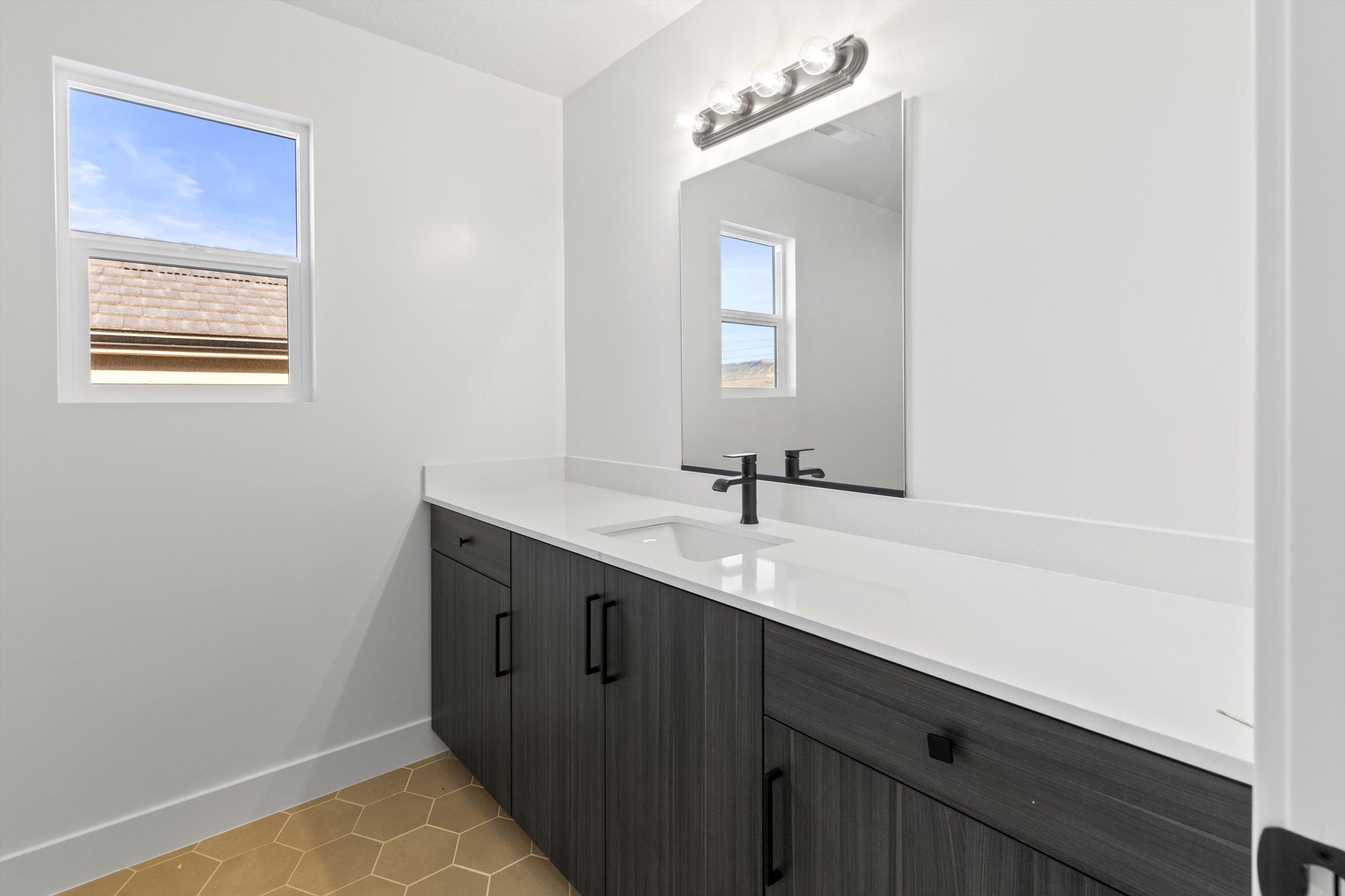 110 White Hills Street St. George, UT 84790 - Photo 15 of 24 08-IMG_0320