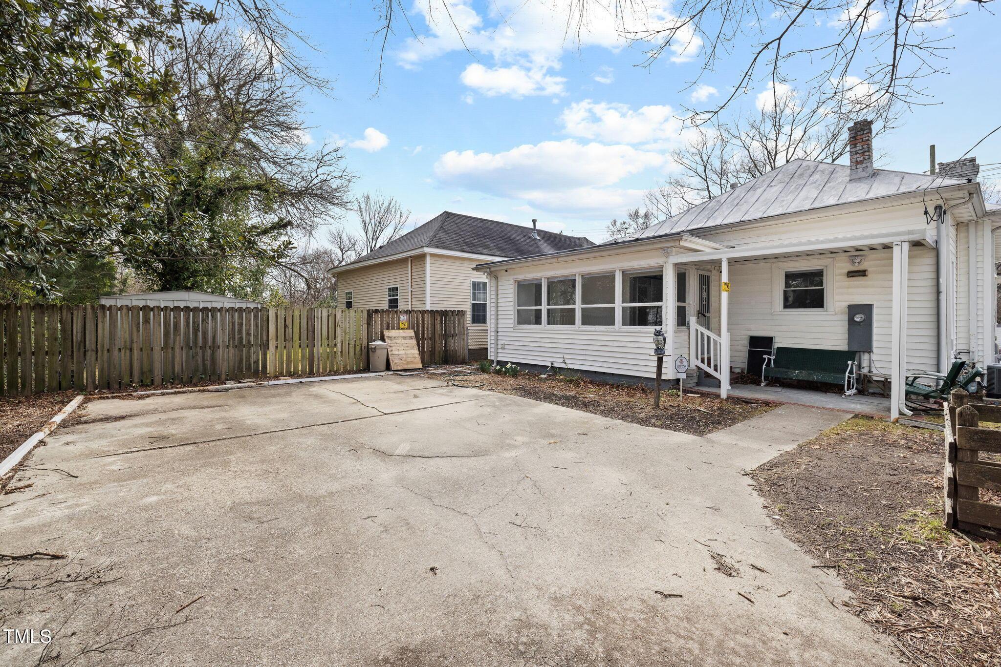 110 North Tarboro Street Raleigh, NC 27610 - Photo 24 of 37 Photo #26