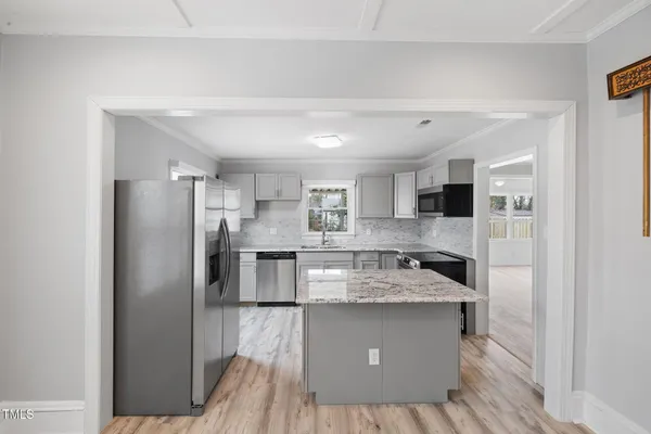 $2,250 | 110 North Tarboro Street, Raleigh, NC 27610