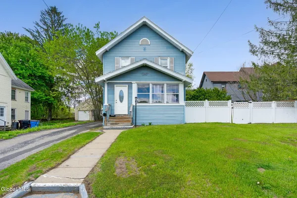 $164,900 | 2 West 10th Avenue, Gloversville, NY 12078