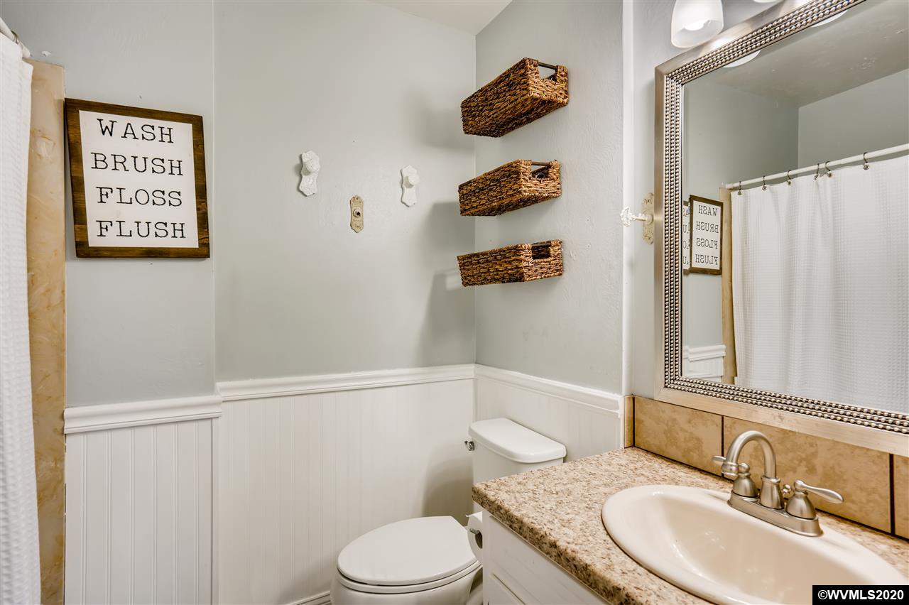 1323 Madrona Loop Southeast Salem, OR 97302 - Photo 20 of 29