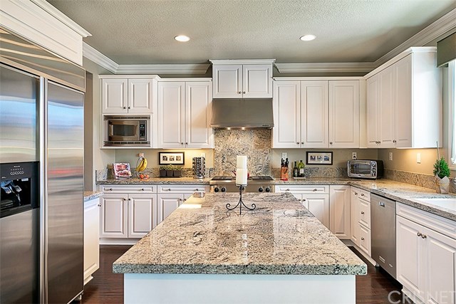 27023 Timberline Terrace Valencia, CA 91381 - Photo 19 of 48