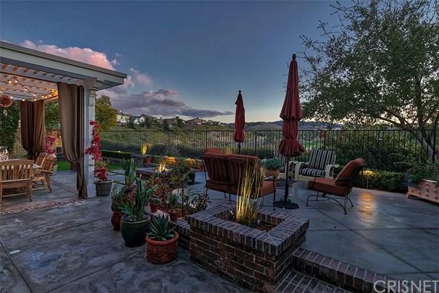 27023 Timberline Terrace Valencia, CA 91381 - Photo 3 of 48