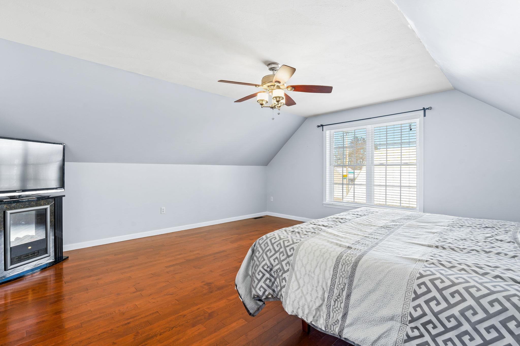 14 Goebel Street Manchester, NH 03103 - Photo 18 of 47 Gallery Image 18