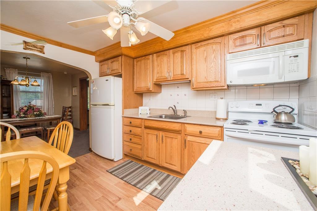 740 Agnew Road Pittsburgh, PA 15227 - Photo 15 of 25