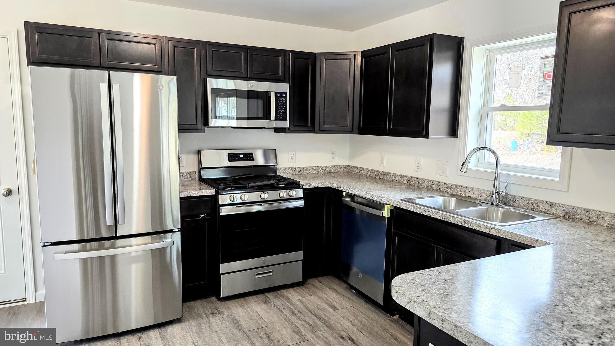 649 Weymouth Road Buena, NJ 08310 - Photo 9 of 45