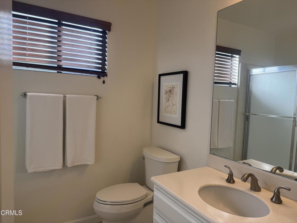 394 South Los Robles Avenue, Unit 2 Pasadena, CA 91101 - Photo 12 of 17 IMG_7062