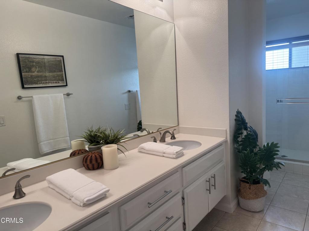 394 South Los Robles Avenue, Unit 2 Pasadena, CA 91101 - Photo 10 of 17 IMG_7051