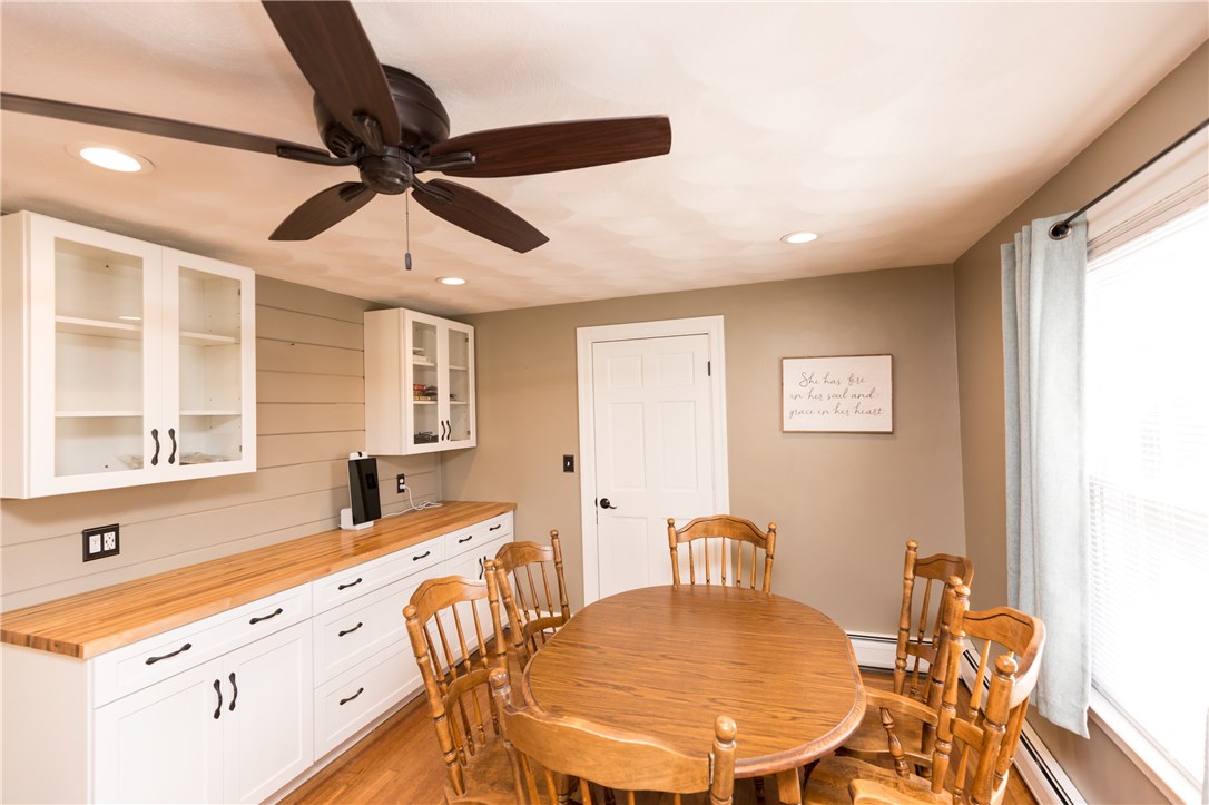 94 Rosemere Road Pawtucket, RI 02861 - Photo 12 of 48 Gallery Image 12