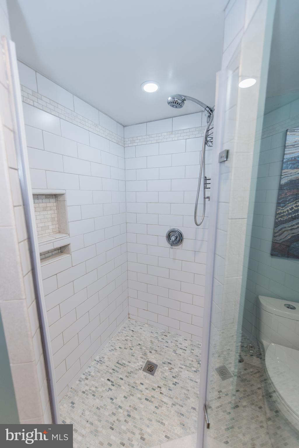 158 Catron Ridge Road Bentonville, VA 22610 - Photo 18 of 30 Bath (Master)