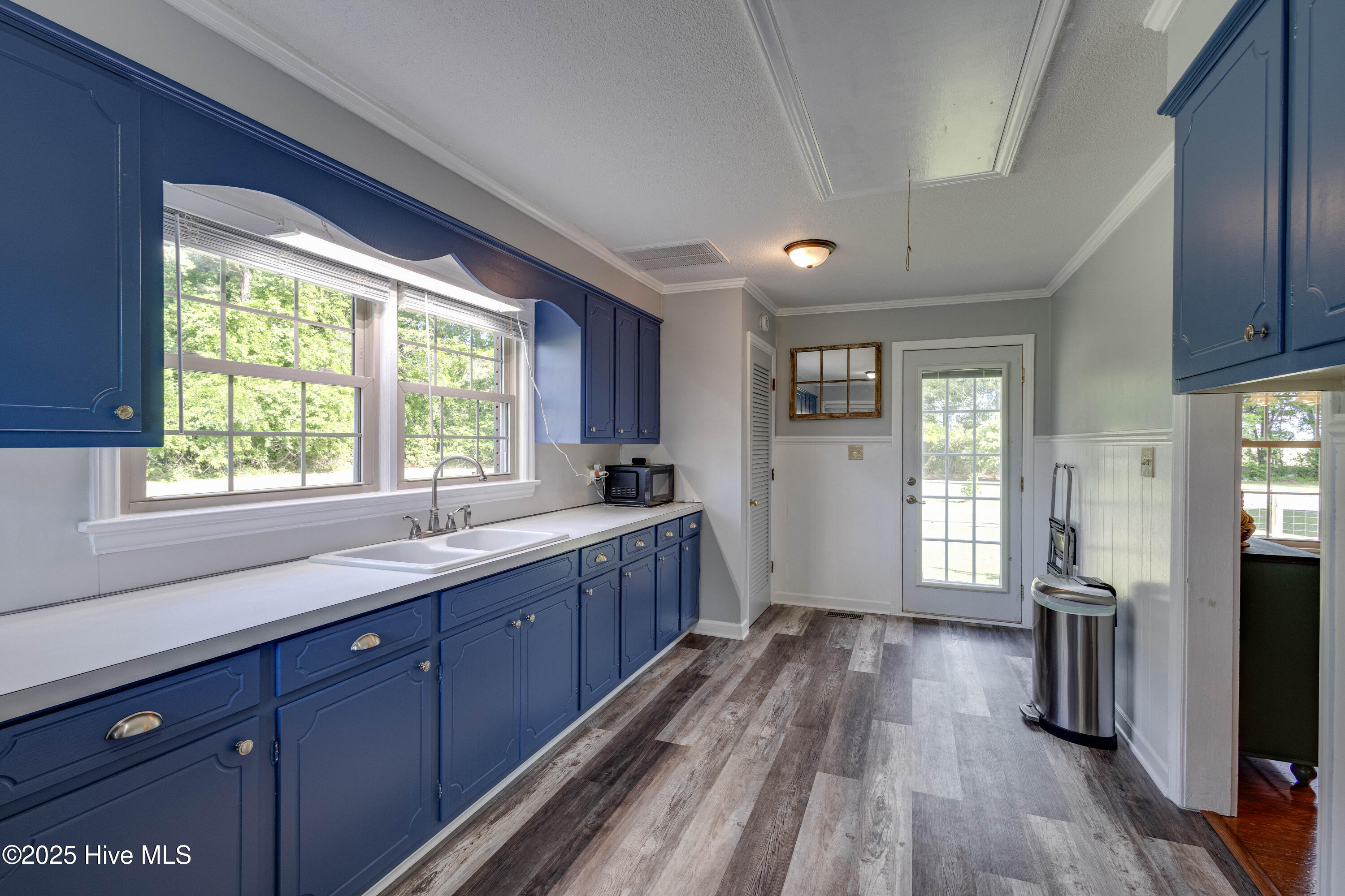 3503 Slatestone Road Washington, NC 27889 - Photo 28 of 39 28- Laundry room
