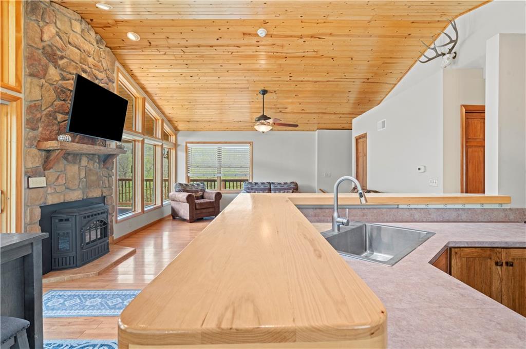 100 1st Street Confluence, PA 15424 - Photo 5 of 24
