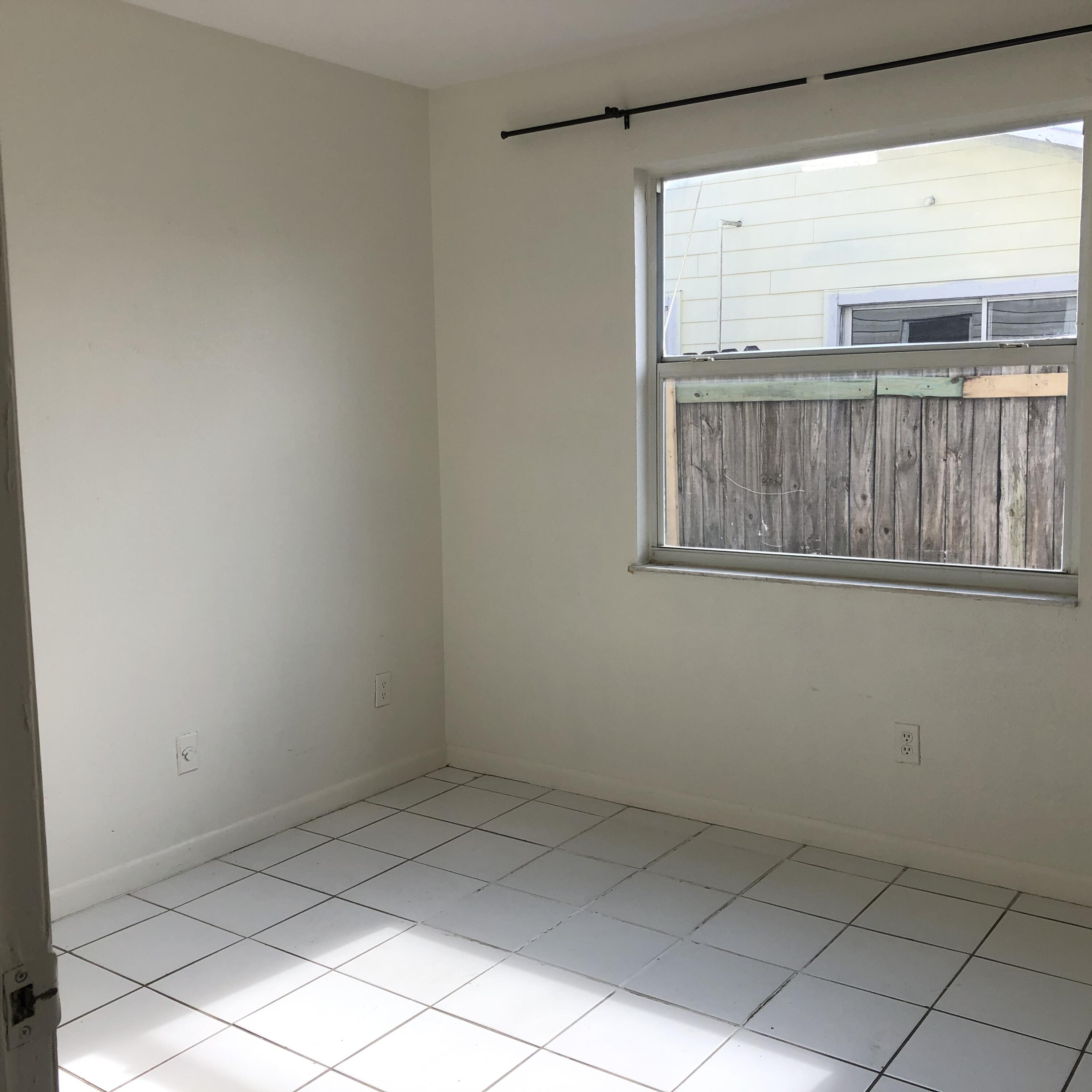 4518 Southeast Salvatori Road Stuart, FL 34997 - Photo 11 of 19 IMG_1508