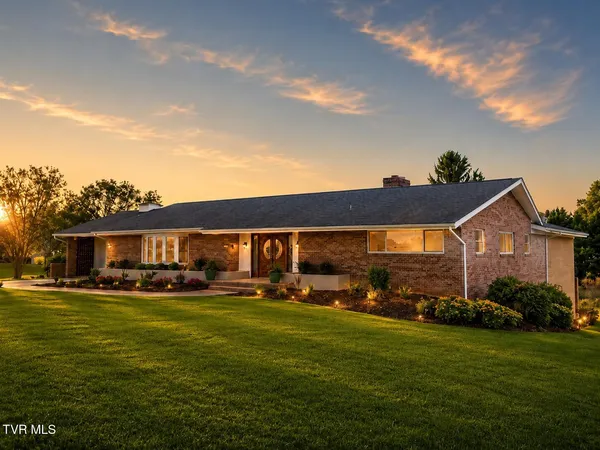 $535,000 | 1620 Erwin Highway, Greeneville, TN 37745