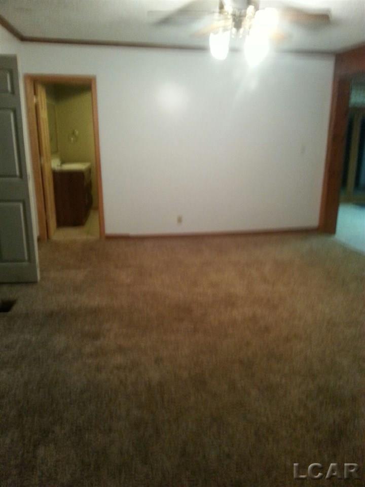 7231 Bryant Road Morenci, MI 49256 - Photo 6 of 10 31270466-5.JPG
