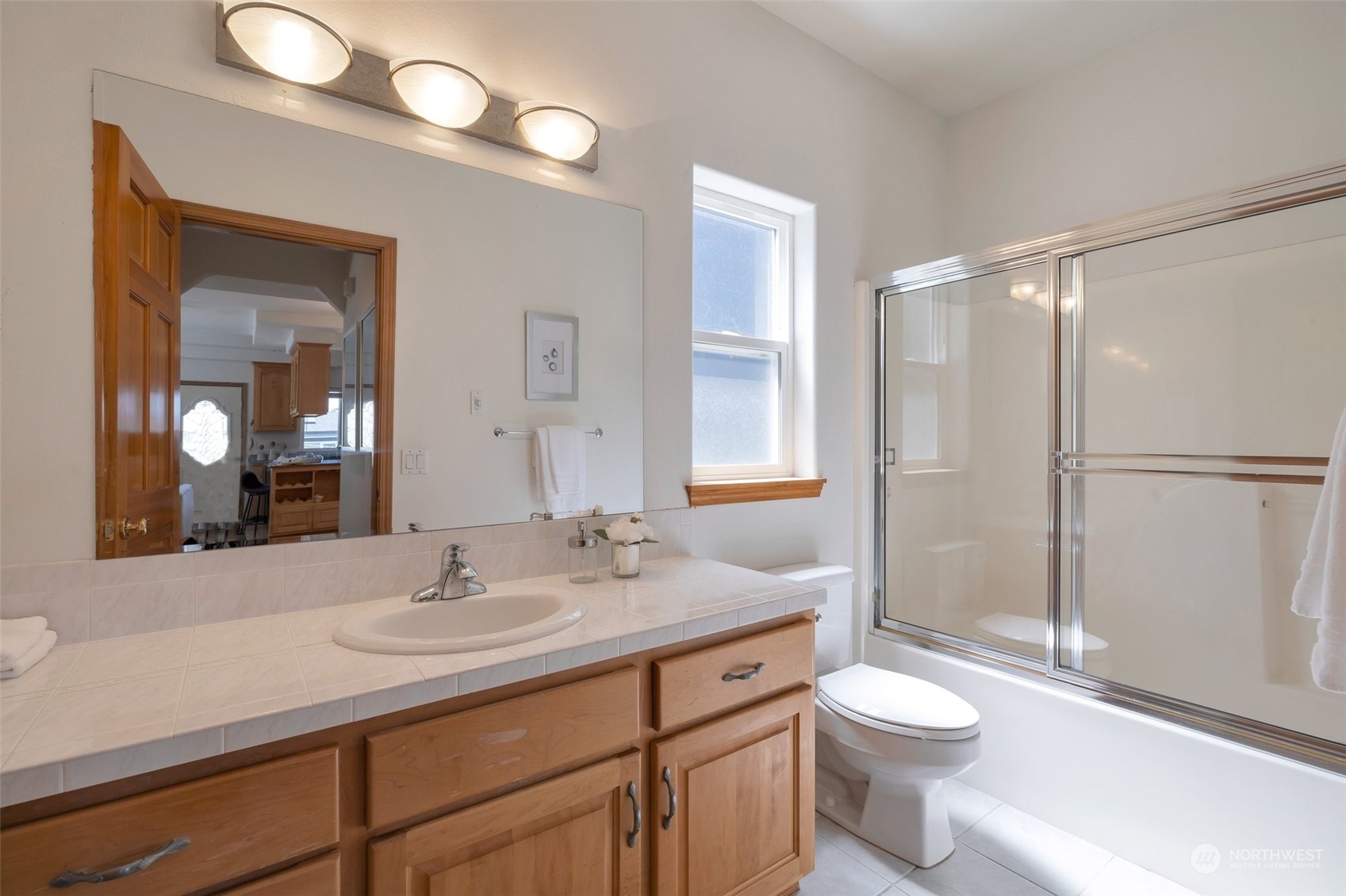 3660 13th Avenue West Seattle, WA 98119 - Photo 13 of 13