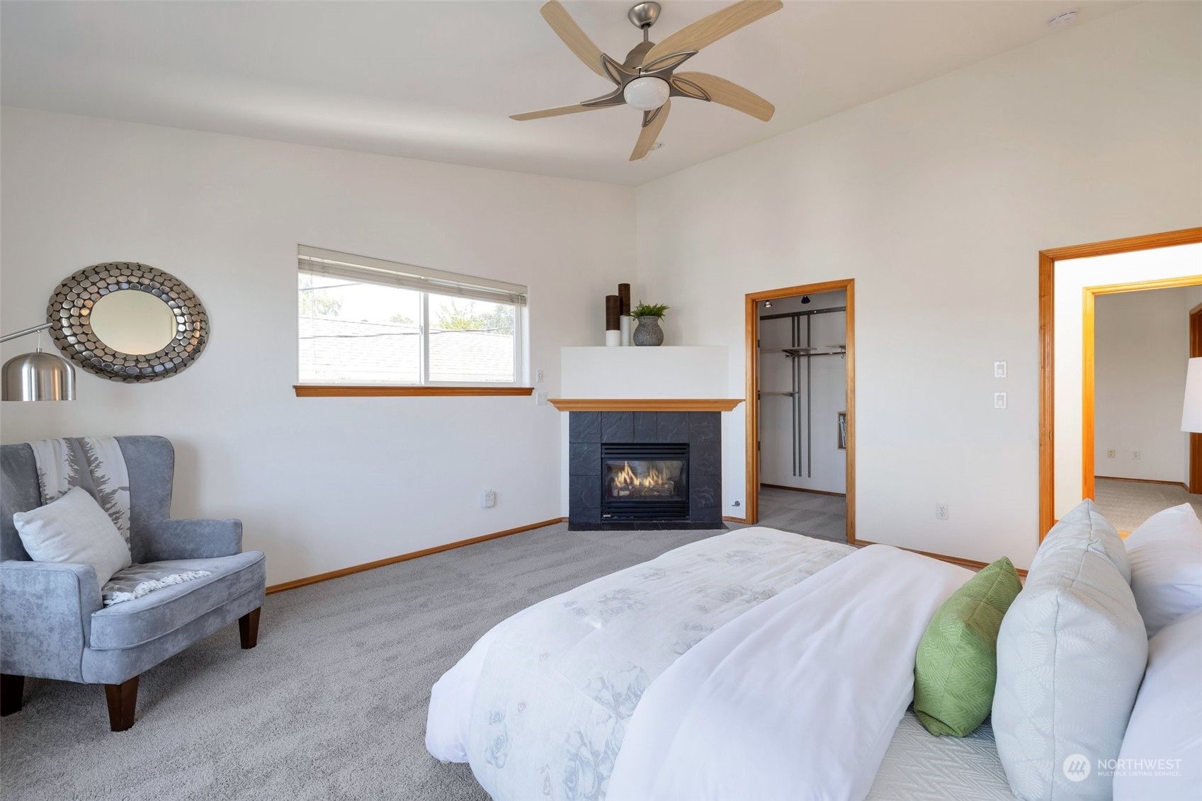 3660 13th Avenue West Seattle, WA 98119 - Photo 7 of 13