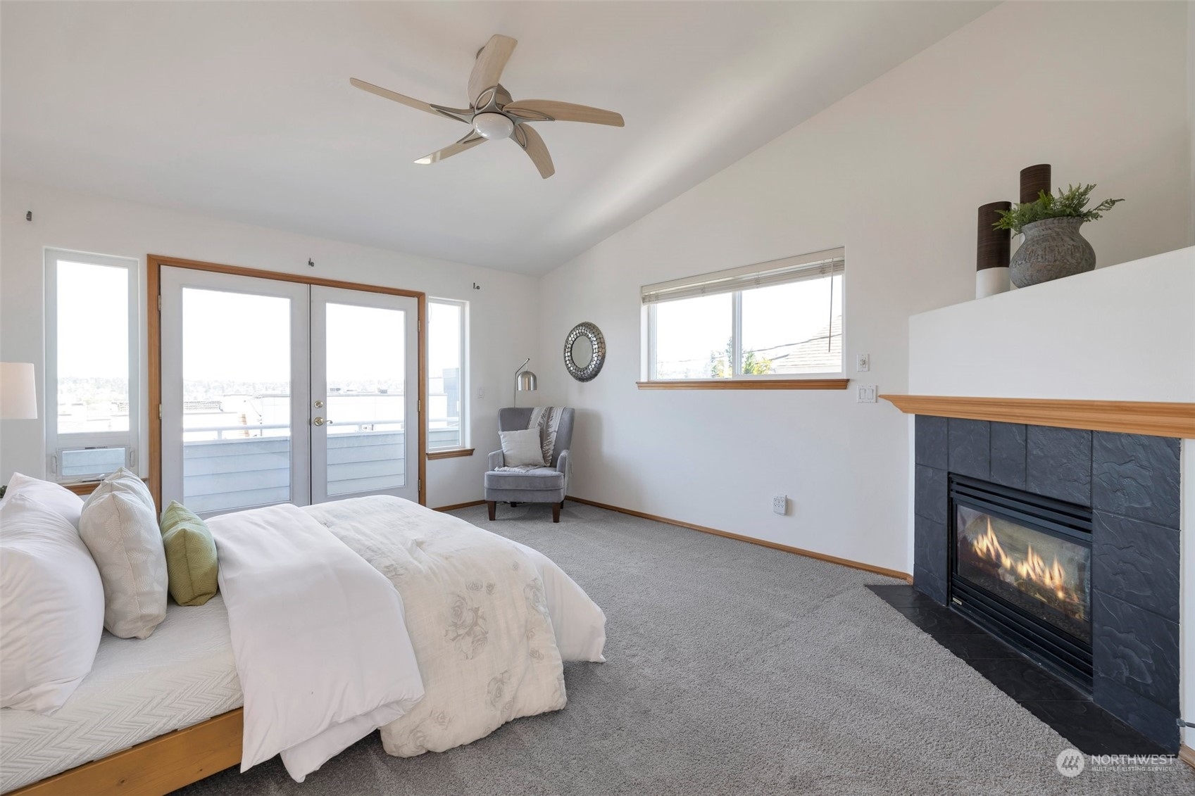 3660 13th Avenue West Seattle, WA 98119 - Photo 8 of 13