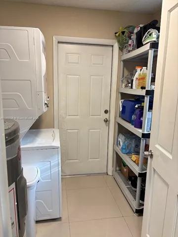 a view of walk in closet