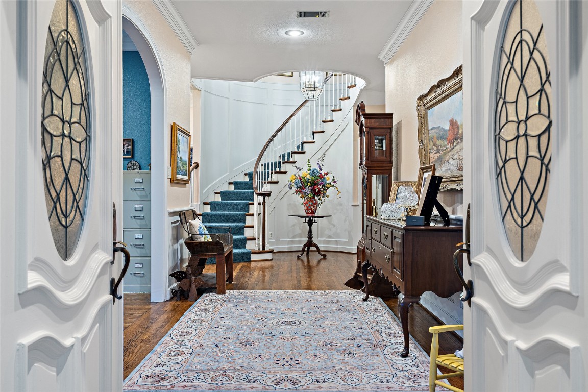 12 Hedge Lane Austin, TX 78746 - Photo 5 of 30 a view of a room with gym equipment