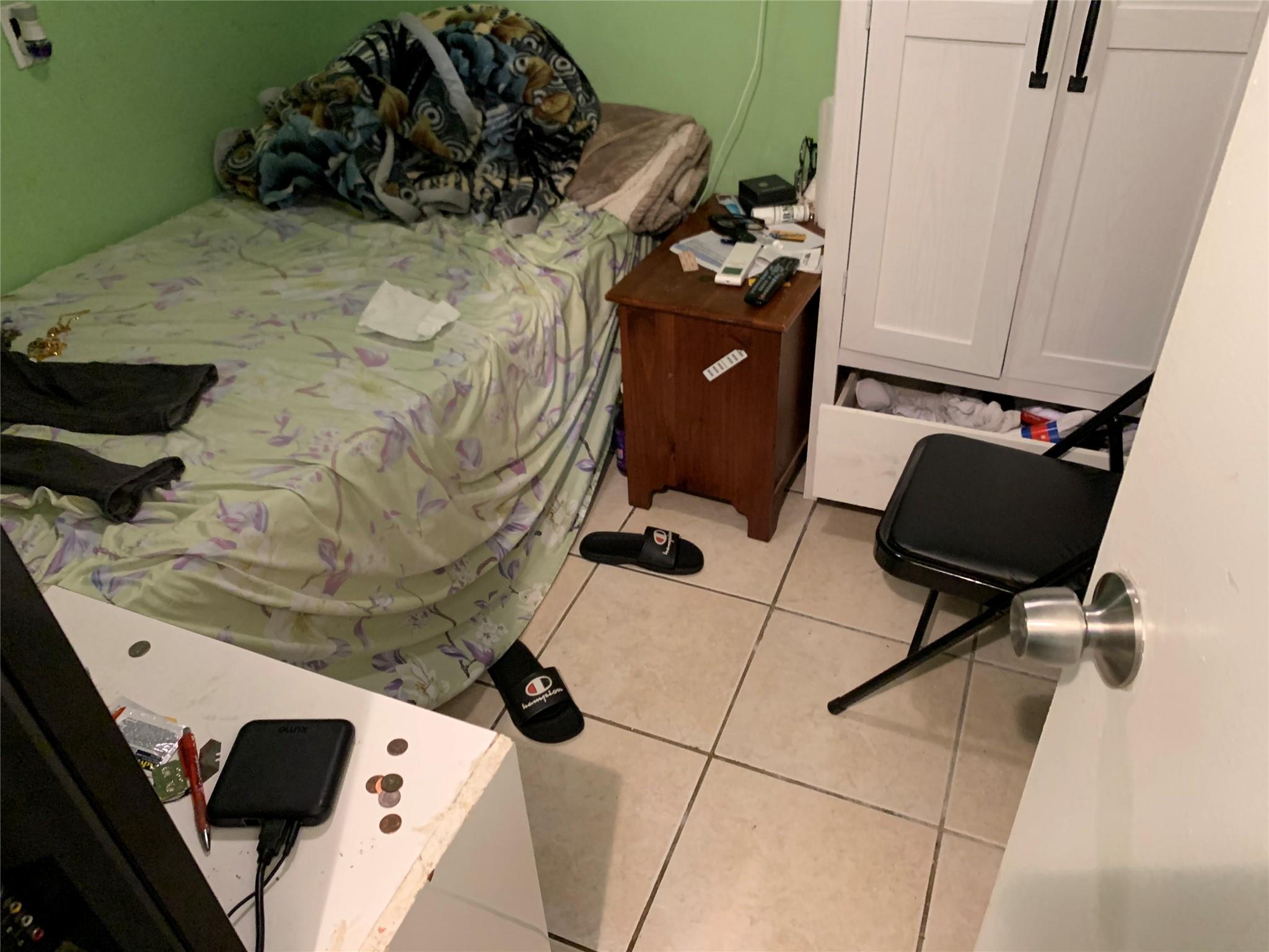 87-33 Commonwealth Boulevard Queens, NY 11426 - Photo 25 of 28