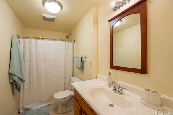 $749,000 | 905 North Pawnee Street, Strasburg, CO 80136