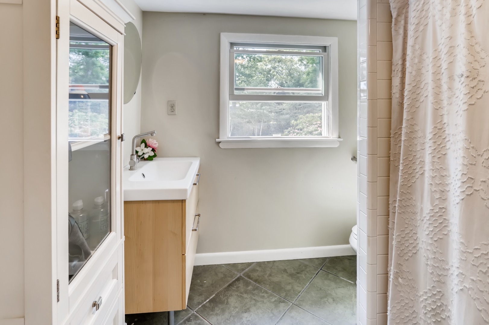 377 State Road West Tisbury, MA 02568 - Photo 20 of 36 a view of hallway with sink and window