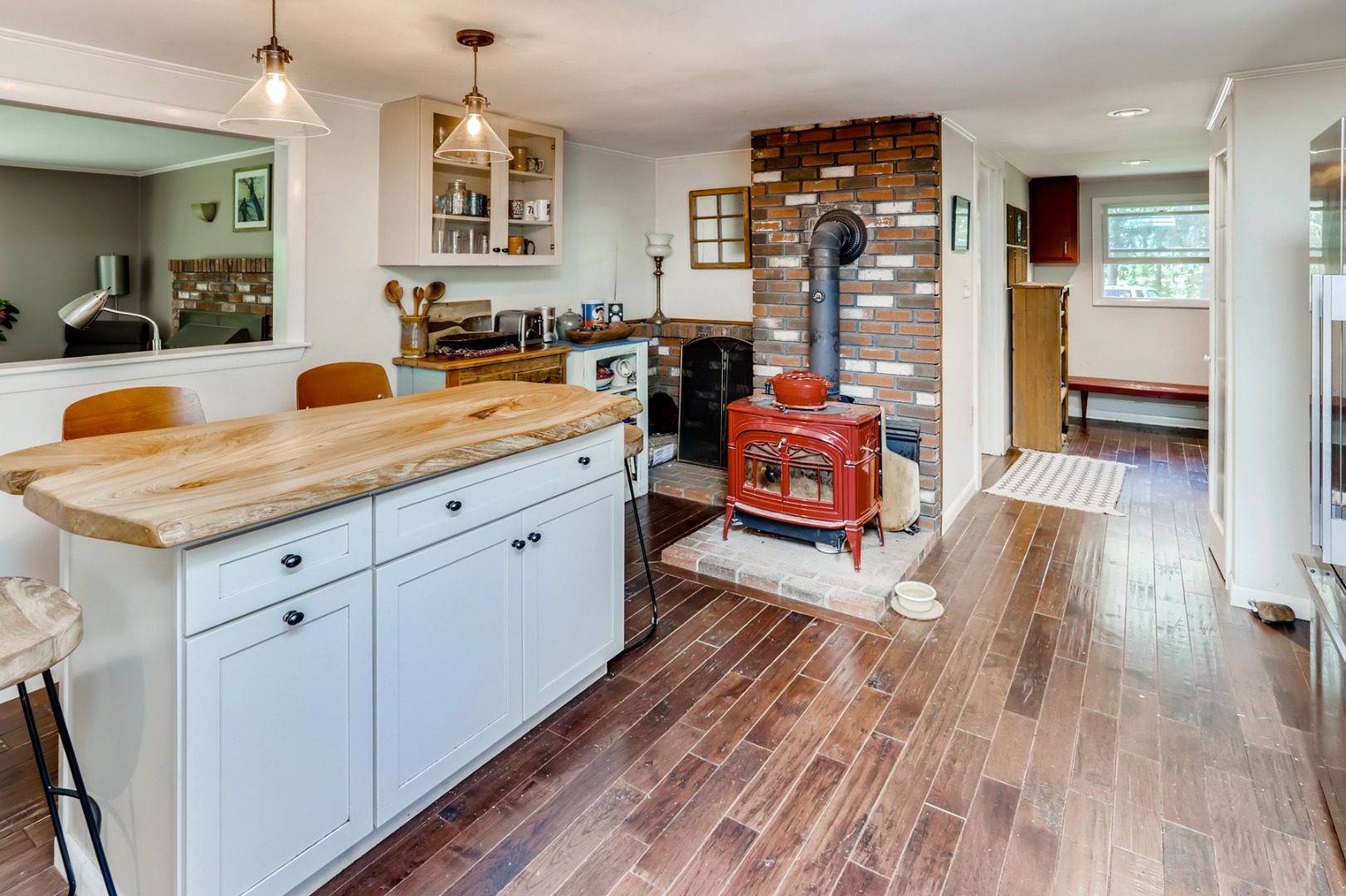 377 State Road West Tisbury, MA 02568 - Photo 10 of 36 a living room with furniture and wooden floor