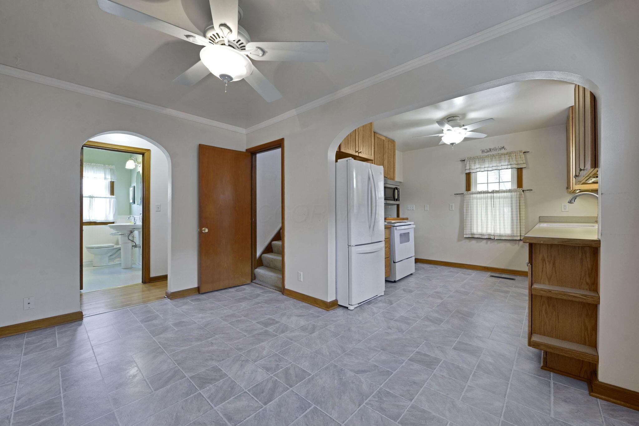 267 Demorest Road Columbus, OH 43204 - Photo 12 of 40 8-web-or-mls-267-demorest-rd