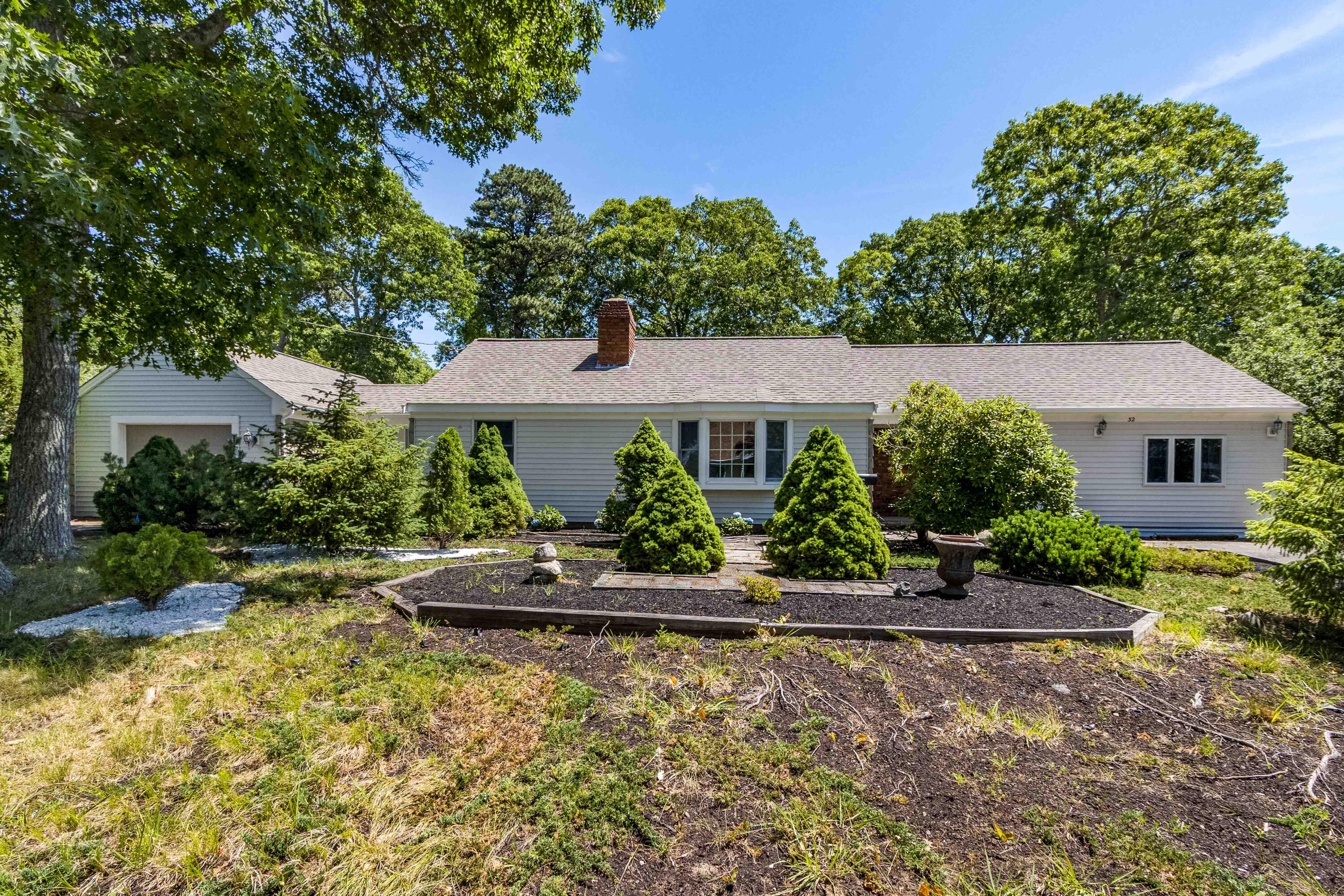 32 Davis Road South Yarmouth, MA 02664 - Photo 2 of 25 IMG_0707-Edit