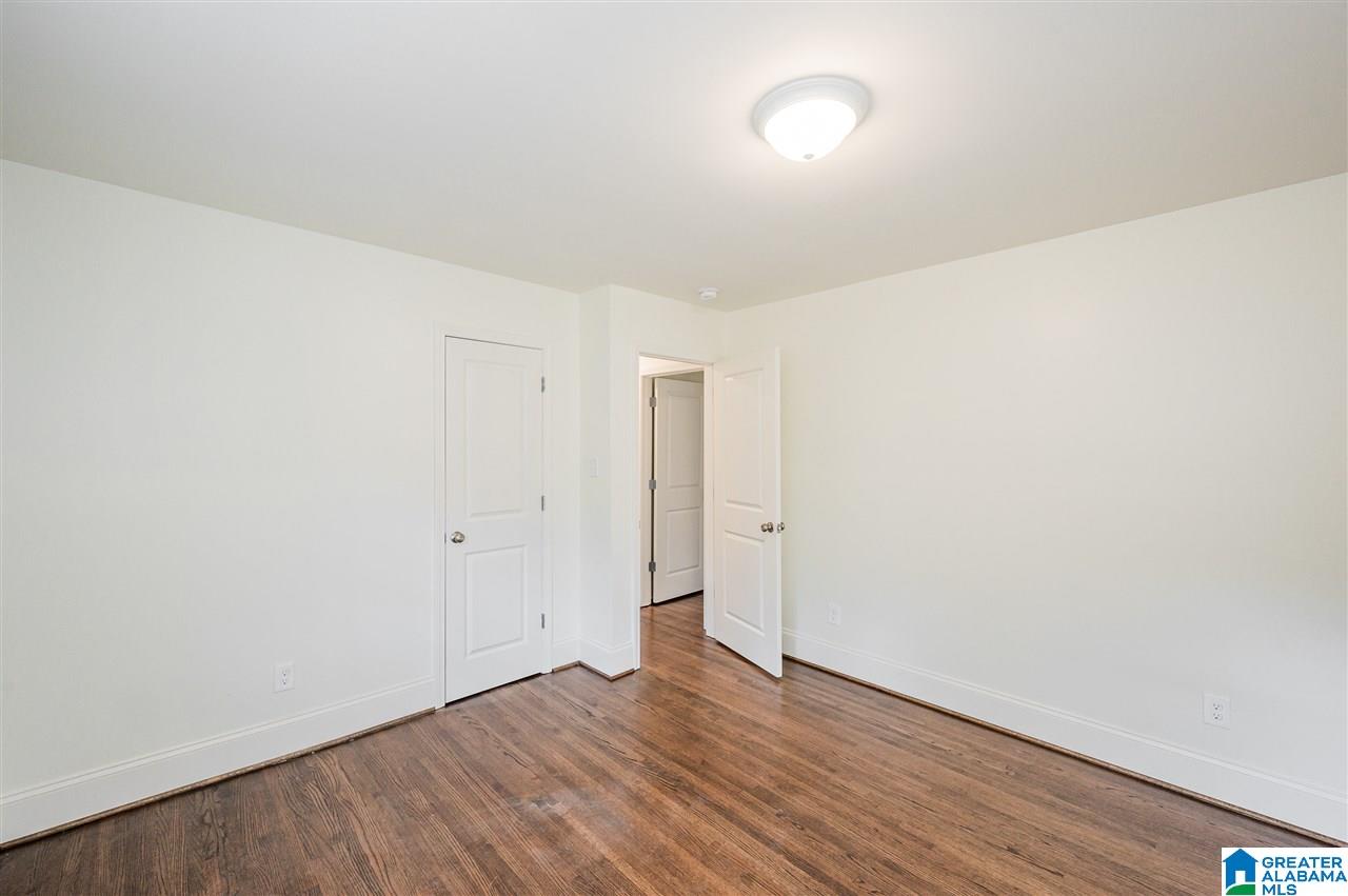 956 Oak Grove Road Birmingham, AL 35209 - Photo 26 of 47