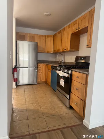 $3,000 | 15 Greenwich Avenue, Unit 9, Stamford, CT 06902