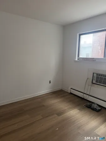 $3,000 | 15 Greenwich Avenue, Unit 9, Stamford, CT 06902