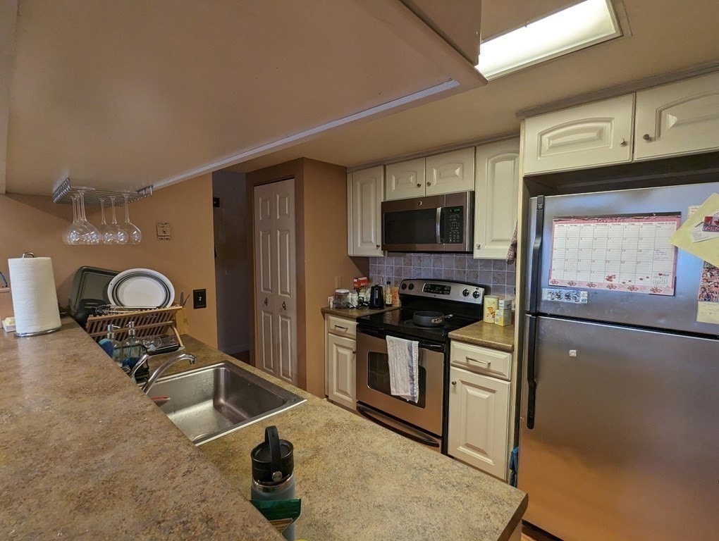 165 Cottage Street, Unit 704 Chelsea, MA 02150 - Photo 9 of 15