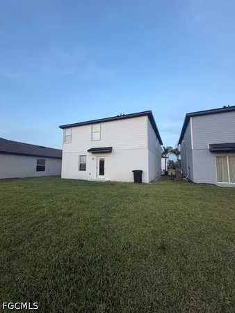 $2,300 | 17404 Monte Isola Way, North Fort Myers, FL 33917
