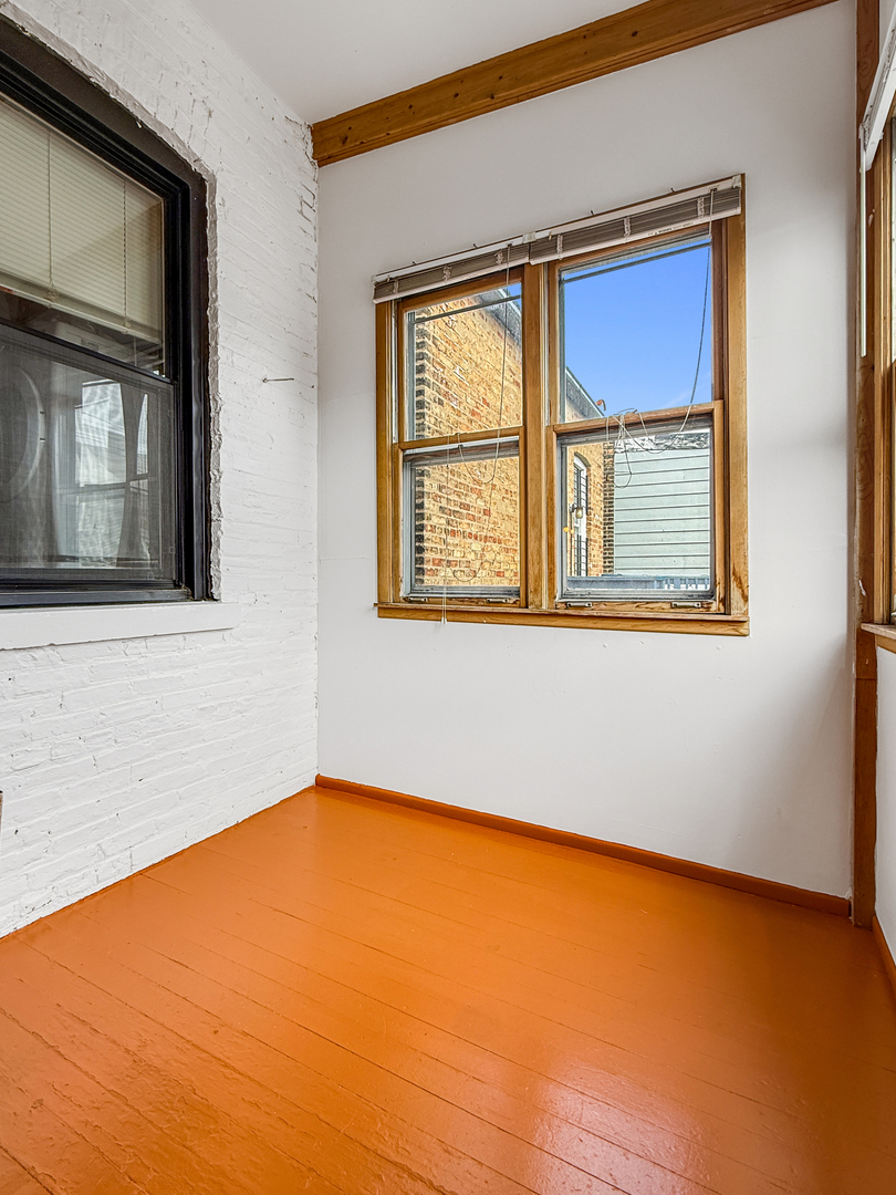 1513 West Addison Street Chicago, IL 60613 - Photo 30 of 33