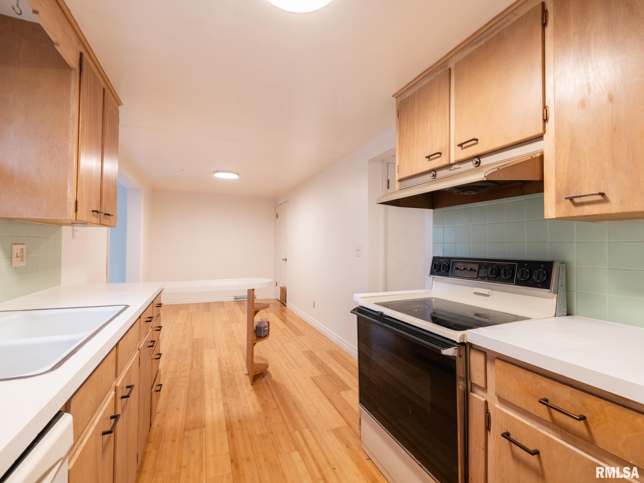 112 Caroline Street Morton, IL 61550 - Photo 15 of 51