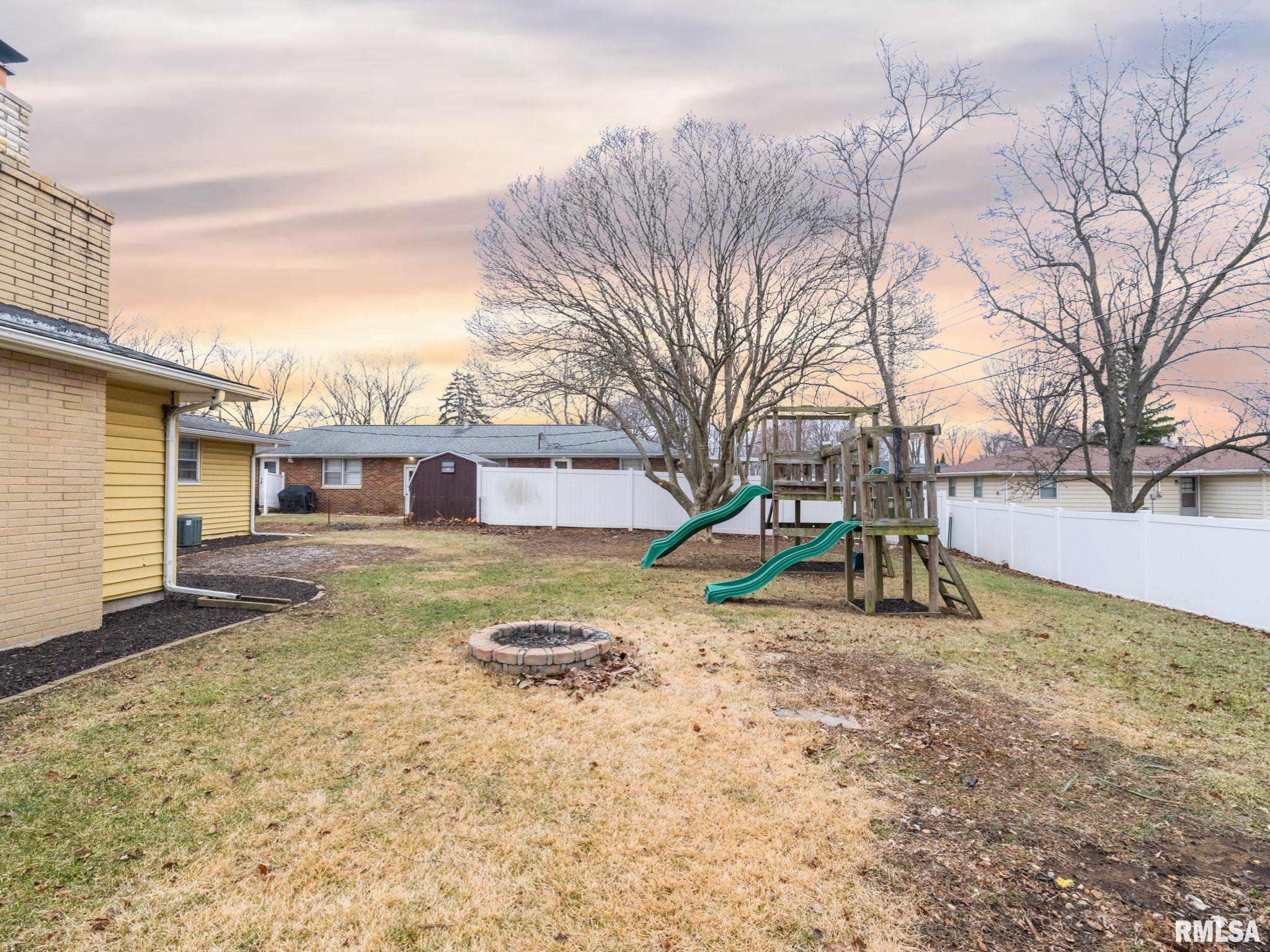 112 Caroline Street Morton, IL 61550 - Photo 2 of 51