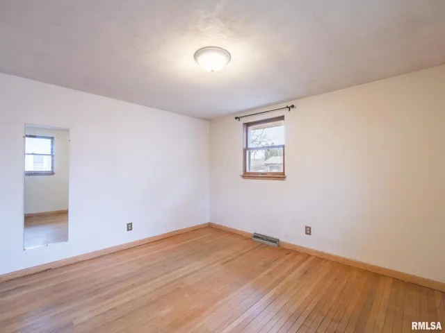 $179,900 | 112 Caroline Street, Morton, IL 61550