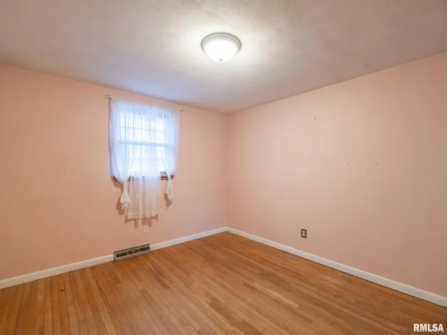 $179,900 | 112 Caroline Street, Morton, IL 61550