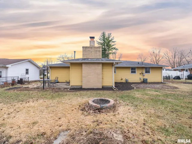 $179,900 | 112 Caroline Street, Morton, IL 61550