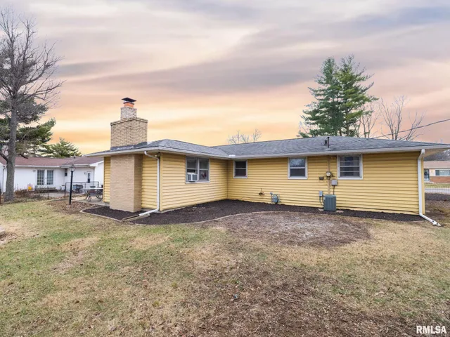 $179,900 | 112 Caroline Street, Morton, IL 61550