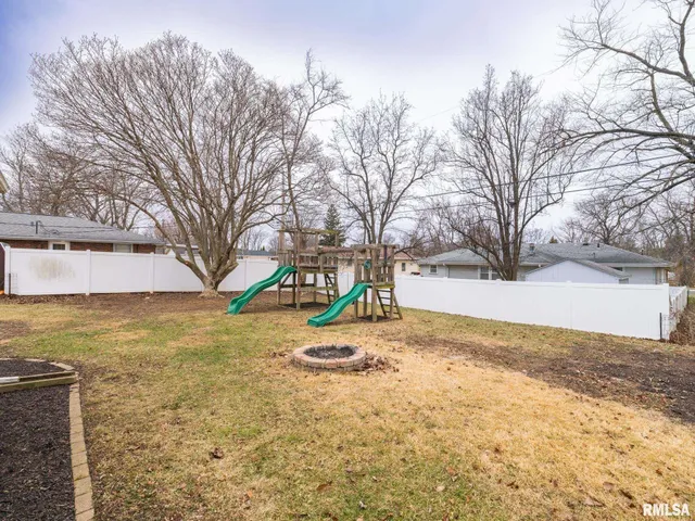 $179,900 | 112 Caroline Street, Morton, IL 61550