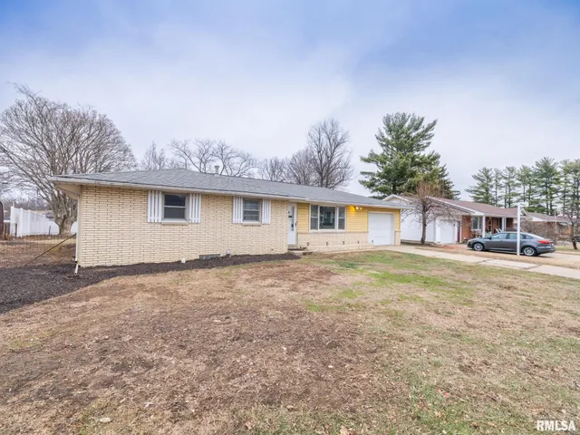 $179,900 | 112 Caroline Street, Morton, IL 61550
